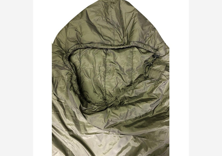 Laden Sie das Bild in Galerie -Viewer, {Tropen-Schlafsack aus NL-Armee-Beständen inkl. Moskitoschutz Oliv-SOTA Outdoor
