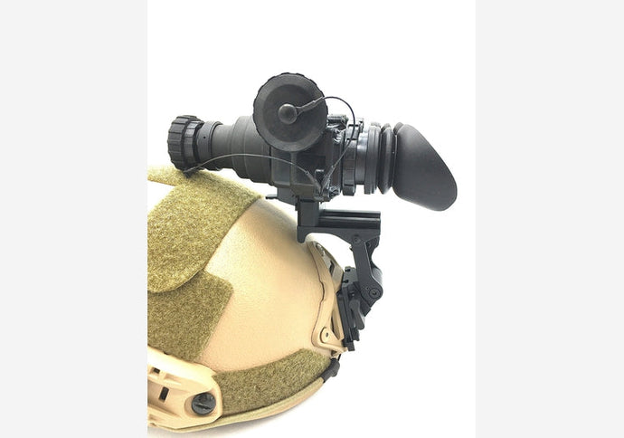 AGM - Helmhalterung für PVS-7 und PVS-14 Nachtsichtgeräte-SOTA Outdoor