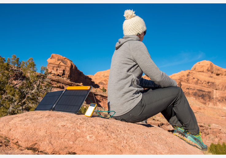 Load image into Gallery viewer, BioLite SolarPanel 10+ Powerbank (3200 mAh Akku)-SOTA Outdoor
