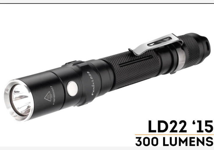 Load image into Gallery viewer, Fenix LD22 2015 Edition LED-Taschenlampe 300 Lumen-SOTA Outdoor
